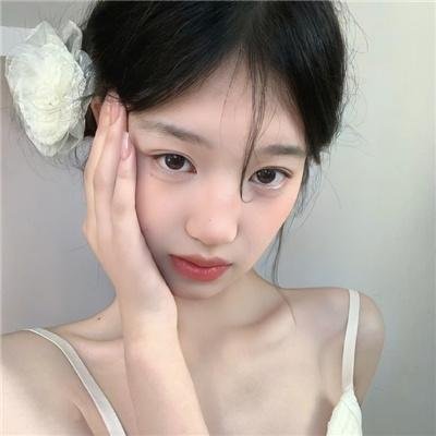 麻烦中的女人